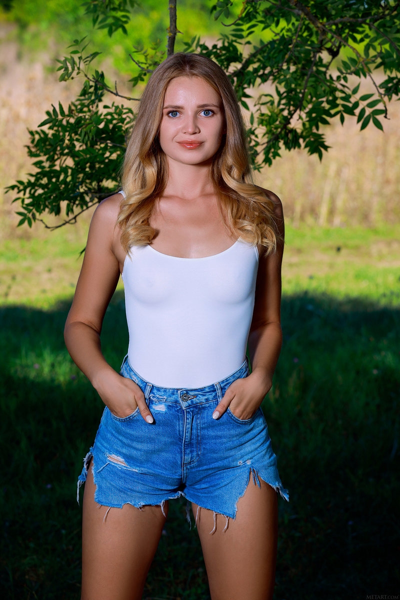 Сонечка, 24